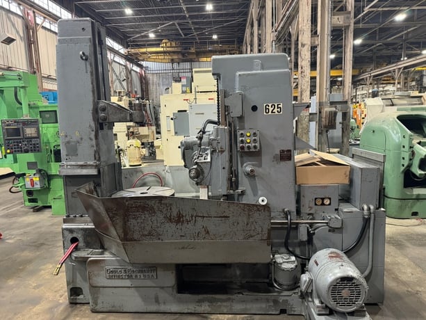 Gould & Eberhardt #36HS, heavy duty spur gear hobber, single thread index, tailstock - Image 5