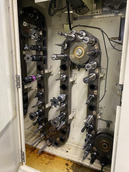 Kitamura #MyCenter-HX400iF, CNC horizontal machining center, Fanuc 16iMB, 28.9" X, 24" Y, 24" Z, 13000 RPM - Image 4