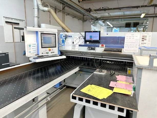 Holzma #HKL-400, angular panel saw system, 169" rip capacity, 86.6" crosscut capacity, 2013 - Image 2
