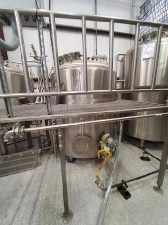 O' neills 10-16.5 BBL Stainless Steel Boil Kettle, 65.4" x 90.4" Dimensions, 2016 - Image 1