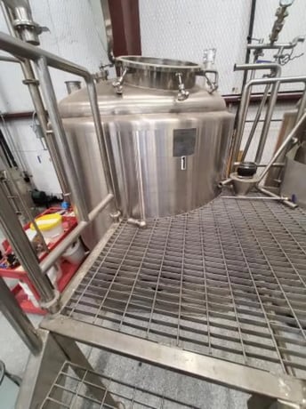 O' neills 10-19 BBL Stainless Steel Brewing Tank, 65.4" x 90.4" Dimensions, 2016 - Image 1