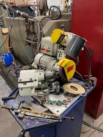 .6" to 1-1/4" Brierley #ZB32/2, drill point grinder, 5 HP, 40-180&deg; point angles, 1998 - Image 2