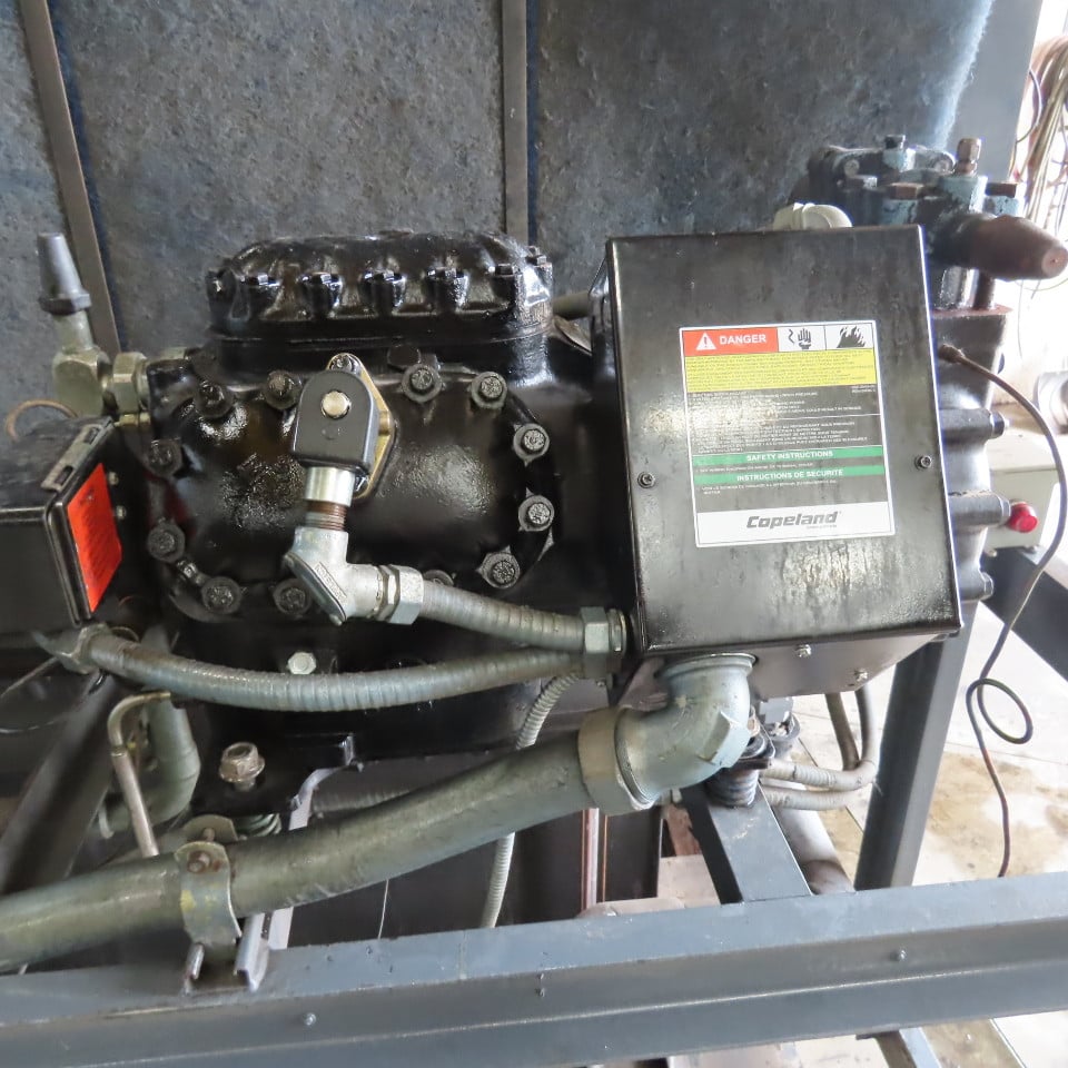 30 Ton, Budzar #AP-28S-SP, self contained air cooled chiller, 460 V., 800 BTU/Hr, R-422-B refrigerant - Image 5