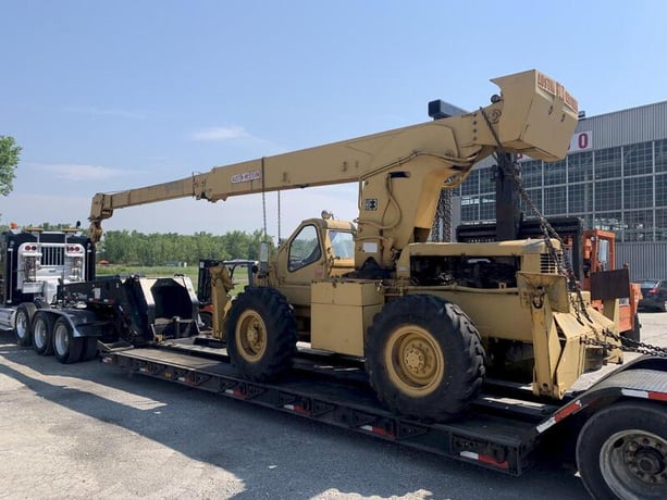 Mobile Telescoping Crane - Image 1