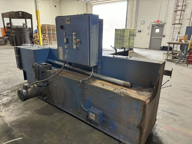 48" Wheelabrator #WMT-48, Shot Blast Table, 2 Wheels, 60" Work Height, Integral Dust Collector, 2007 - Image 3