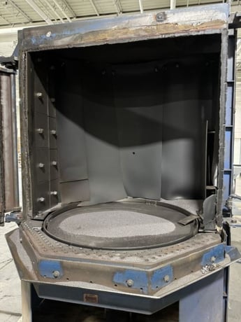 48" Wheelabrator #WMT-48, Shot Blast Table, 2 Wheels, 60" Work Height, Integral Dust Collector, 2007 - Image 7