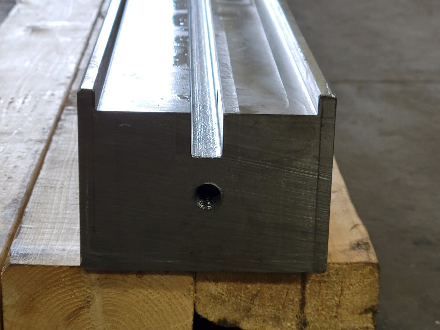 144" L, 4-Way Die Holder, 3.75" width, 3" height - Image 3