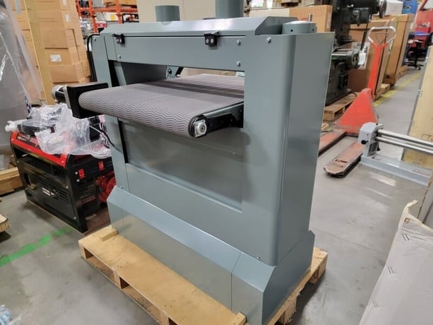26" King Canada #KC-26DS, Dual Drum Sander, 12" Board thickness, 5" min. L Board, 5" x 120" Abrasive Belt - Image 6