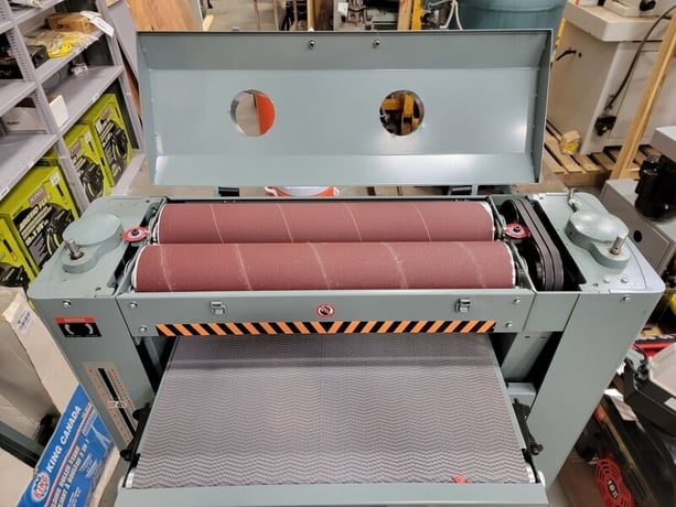 26" King Canada #KC-26DS, Dual Drum Sander, 12" Board thickness, 5" min. L Board, 5" x 120" Abrasive Belt - Image 9