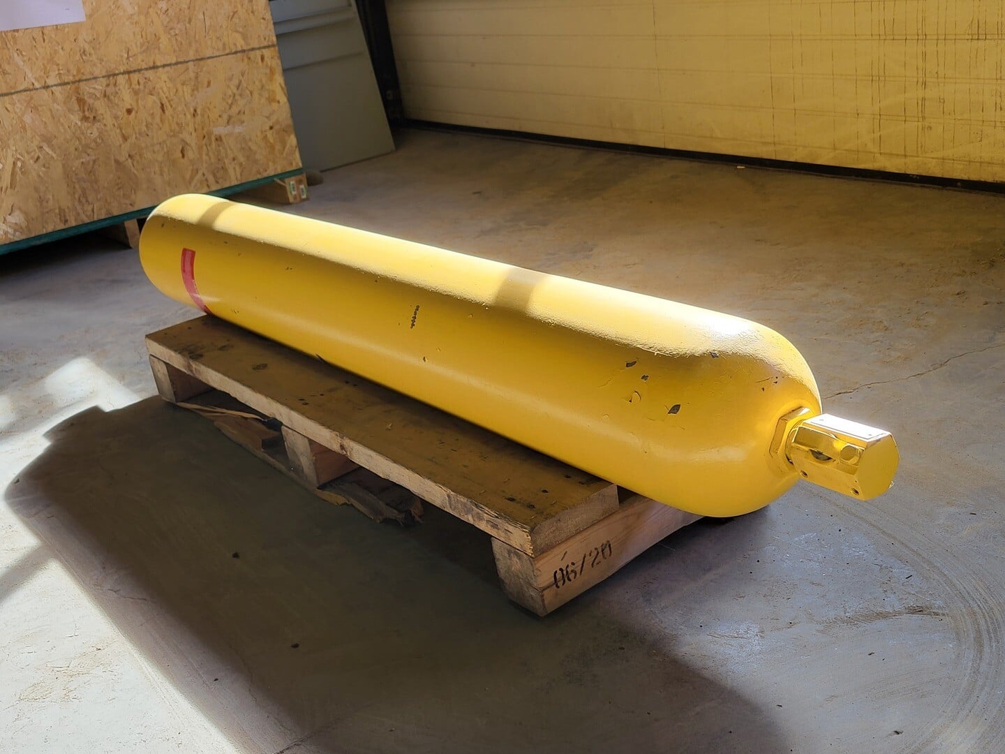 Komatsu Accumulator Pc2733 For 830E Rock Trucks - Image 8