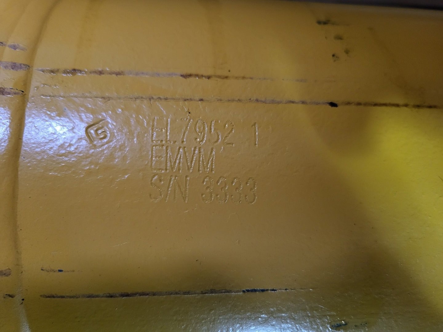 Komatsu Steering Cylinder El7952 For 830E Rock Trucks - Image 2
