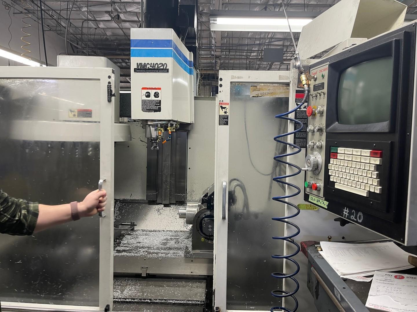 Fadal #VMC4020, vertical machining center, 20 automatic tool changer, 40" X, 20" Y, 20" Z, 10000 RPM, #40 - Image 1