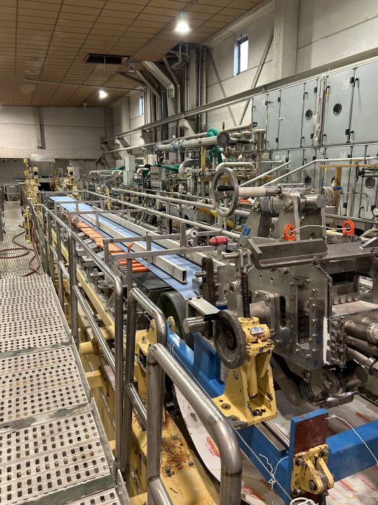 Valmet Pilot / Lab, 13.3" wide paper machine, 60-140 GSM, 2 ply, 1982 - Image 2