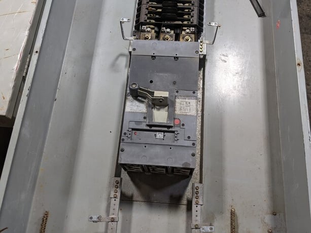 GE #AQF3368JBX A Series II Panelboard, 800A 208Y/120V 3 Phase 4 Wire SKHA36AT0800 - Image 6