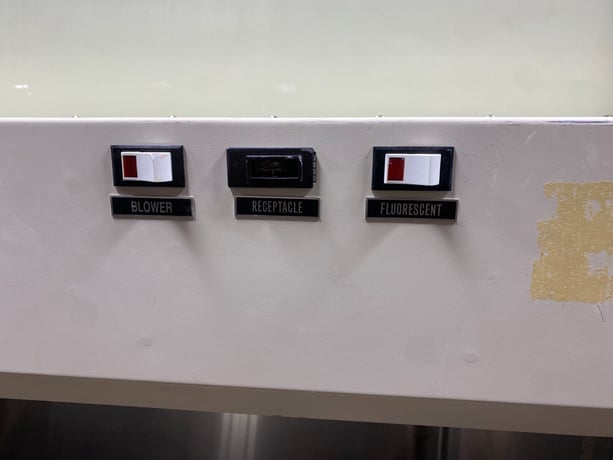 Baker #SG-400 SterilGARD, Biological Fume Hood Laboratory Cabinet 52" L Lab - Image 5