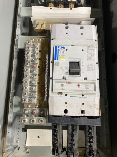 800 Amp. Eaton, PRL4, PDG43G0800FNNN, panelboard, 3R enclosure, 277/480 Volts, 3 phase - Image 3