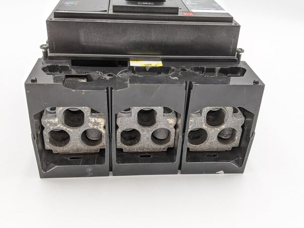 450 Amps, Square D, MGP36450, Bolt-On Circuit Breaker, 600 Volts 3P 3 phase - Image 5