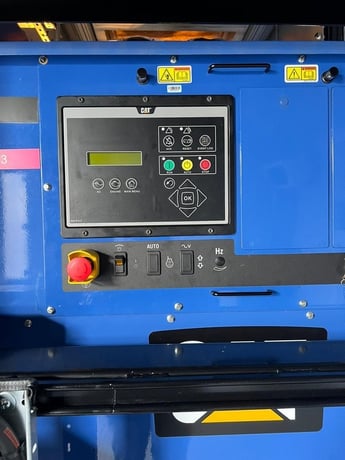 3000 KVA Caterpillar #C175-16, generator set, sound enclosure, 400 Volts, 50 Hz, 68 Hours - Image 10