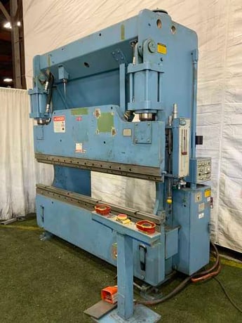 90 Ton, Cincinnati #90CB, hydraulic press brake, 8' overall, 78" between housing, 8" stroke, 15 HP, 2001 - Image 1
