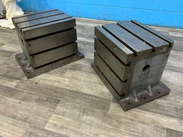 14" x 25" x 12" Herbert DeVleig, T-slotted angle plate - Image 4