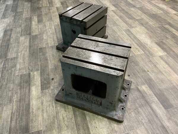 14" x 25" x 12" Herbert DeVleig, T-slotted angle plate - Image 8