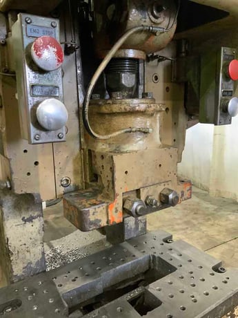 45 Ton, Bliss #C45, OBI flywheel press, 3" stroke, 12-1/4" Shut Height, 3" slide adjustment, air clutch, 5 HP - Image 3