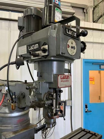 Lagun #FTV-2, ram type vertical mill, 10" x50" table, 3 HP, Mini Wizard 2-Axis digital read out, power draw - Image 4