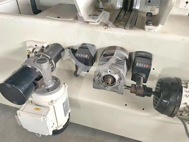 SCM #Topset-23XL, feed through moulder, 9-head, 9-7/16" x 4-3/4" capacity, 1-1/2" spindle diameter, 19-118 - Image 10