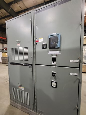 4 KV General Electric #PowerVac, switchgear unit - Image 1