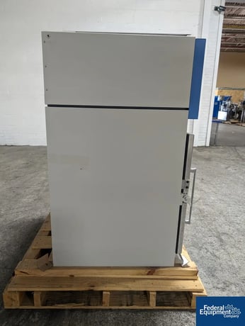 31" width x 26" D x 24" H Thermo Scientific #3911 Forma Enviromental Chamber, 11 cu ft, Stainless Steel - Image 5
