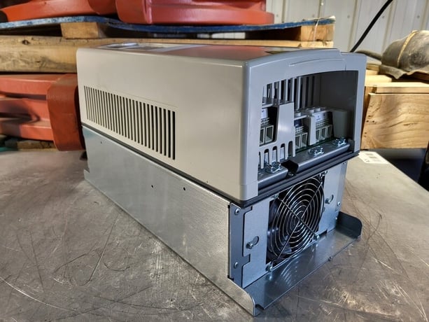 10 HP ABB, ACS800-U1-0016-7, AC Drive (VFD), 600 Volts, 15 amps, new - Image 5
