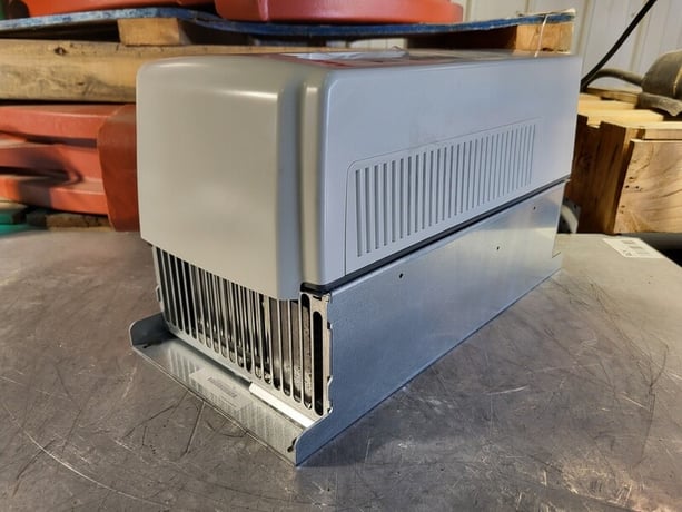 10 HP ABB, ACS800-U1-0016-7, AC Drive (VFD), 600 Volts, 15 amps, new - Image 7