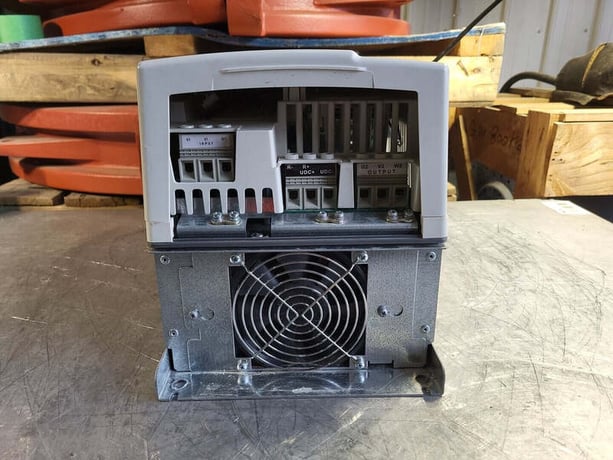 25 HP ABB, ACS800-U1-0030-7 K454 L503, AC Drive (VFD), 600 Volts, new - Image 6