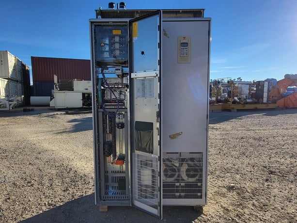 300 HP ABB, ACS800-37-0400-7, Variable Frequency Drive (VFD), 600 Volts, 300 amps, S/N 1060801346 - Image 7