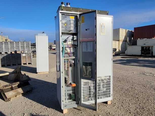 300 HP ABB, ACS800-37-0400-7, Variable Frequency Drive (VFD), 600 Volts, 300 amps, S/N 1060800770 - Image 9