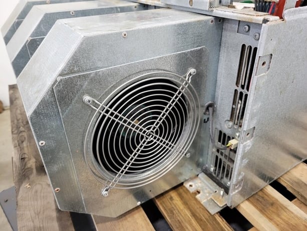 400 HP Cutler-Hammer, SPX400A0-5A2N1, Adjustable Frequency Drive 525-690 Volts - Image 6