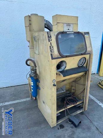 36" x 26" x 27" Empire #EB-26X36, blast cabinet, 2 gloves, gun, media regulator, lights - Image 8
