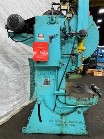 60 Ton, Minster #6, OBI press, 7" stroke, 11" throat, 32" x21" bed, air clutch, Link Logic brake monitor - Image 4