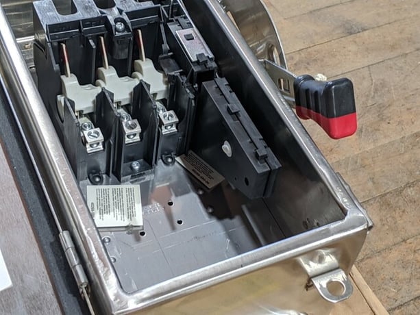 30 Amp. Square D, HU361-DSEI2, Safety Disconnect Switch, 3 Pole, 30 HP, 600 V, Heavy Duty - Image 7