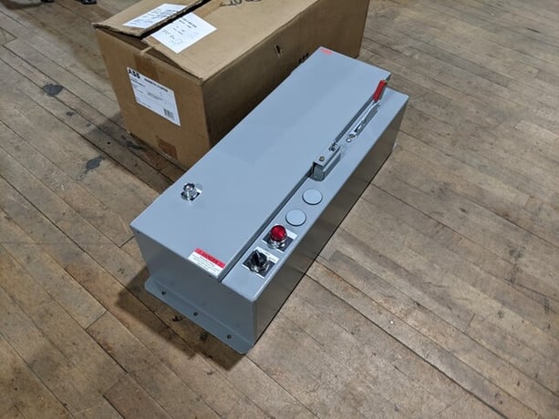 ABB, 408B6981A4DAL1A, Combination Switch, 2 Pole, 60 Hz, 115-120 V Coil, 600 V - Image 3