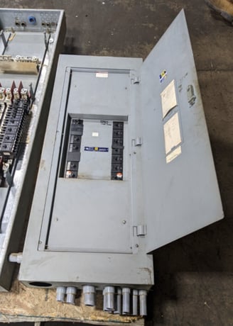 400 Amp. Square D, NQOB, Panelboard, 42 Space/Circuit, 53" H x 20" W x 6" L, 3 phase, 4 Wire, 120/208 V - Image 1