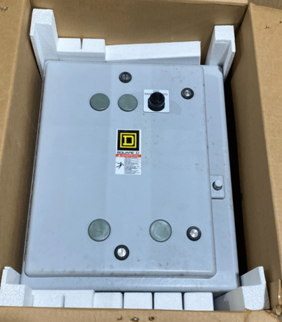 30 Amp. Square D, 8903LX060, Lighting Contactor Enclosure, 20" x 16" x 8", 6 Pole, 110/120 V Coil, 600 V - Image 1