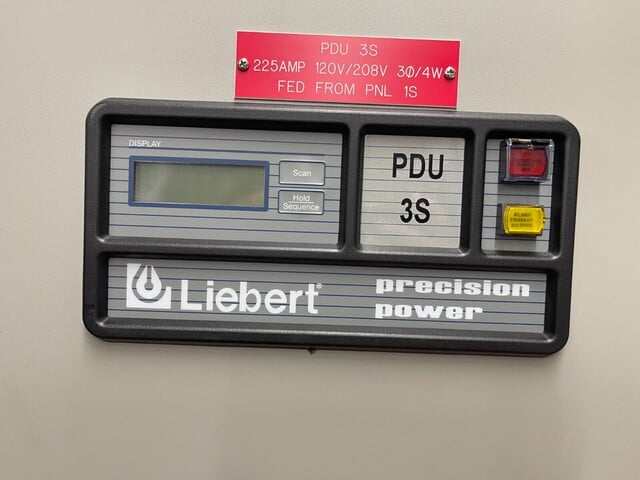 277 Amps, Liebert, PRC100C, PDU Power Distribution Unit, 100 KVA, 208/120 V, 277 Amp, 3 phase, 2010 - Image 2