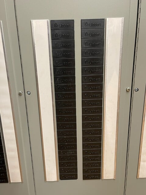 277 Amps, Liebert, PRC100C, PDU Power Distribution Unit, 100 KVA, 208/120 V, 277 Amp, 3 phase, 2010 - Image 8