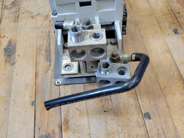 360 Amp. Cutler-Hammer, C825LN6 Contactor, 3-Pole, 600V, 3 phase, Series A2, 110/120V Coil, 50/60HZ - Image 7