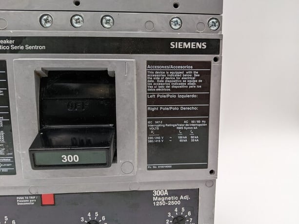 300 Amps, Siemens, HJXD63B300, Circuit Breaker, 3 Pole, 600 V, Bolt On - Image 4