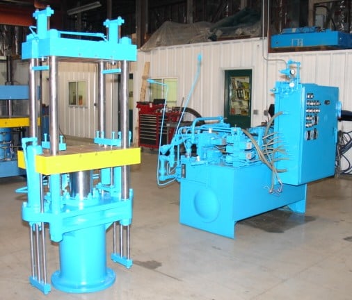 44 Ton, Williams, 21.5x17", up-act, 26" daylight, 12" stroke, 25 HP hydraulic system, 41" work hght, #34 - Image 1
