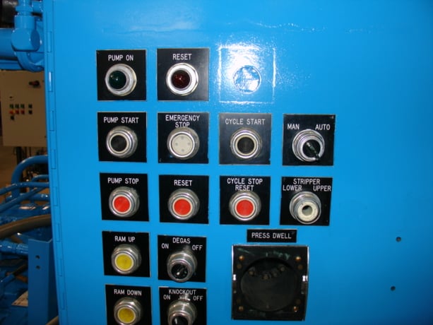 44 Ton, Williams, 21.5x17", up-act, 26" daylight, 12" stroke, 25 HP hydraulic system, 41" work hght, #34 - Image 2