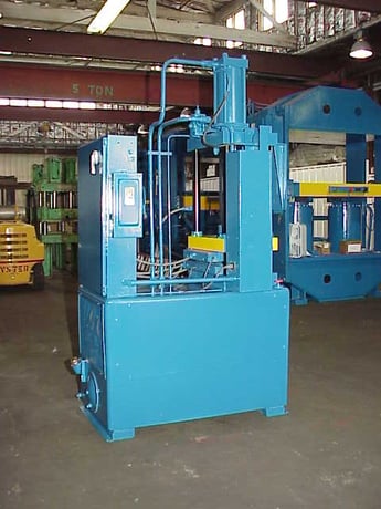 50 Ton, St. Lawrence, 19" x 18", down-acting, 15" daylight, 14" stroke, 18" x18" elec.platens, #94 - Image 2