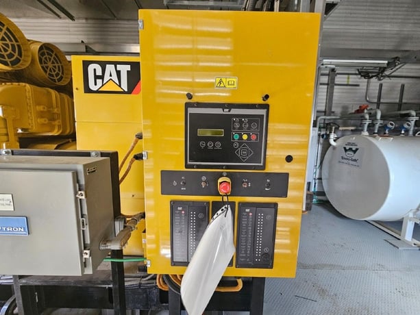 3100 KW Caterpillar #C175-16, diesel generator set, open-skid, 4160 Volts, 2015, new surplus - Image 4